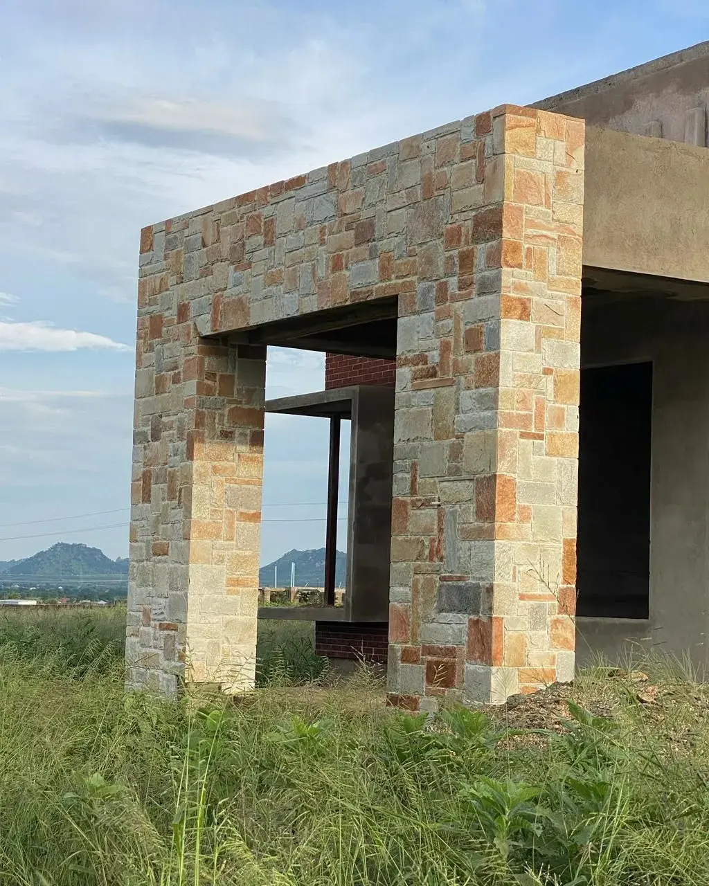 Babati stone cladding on a house entrance frame