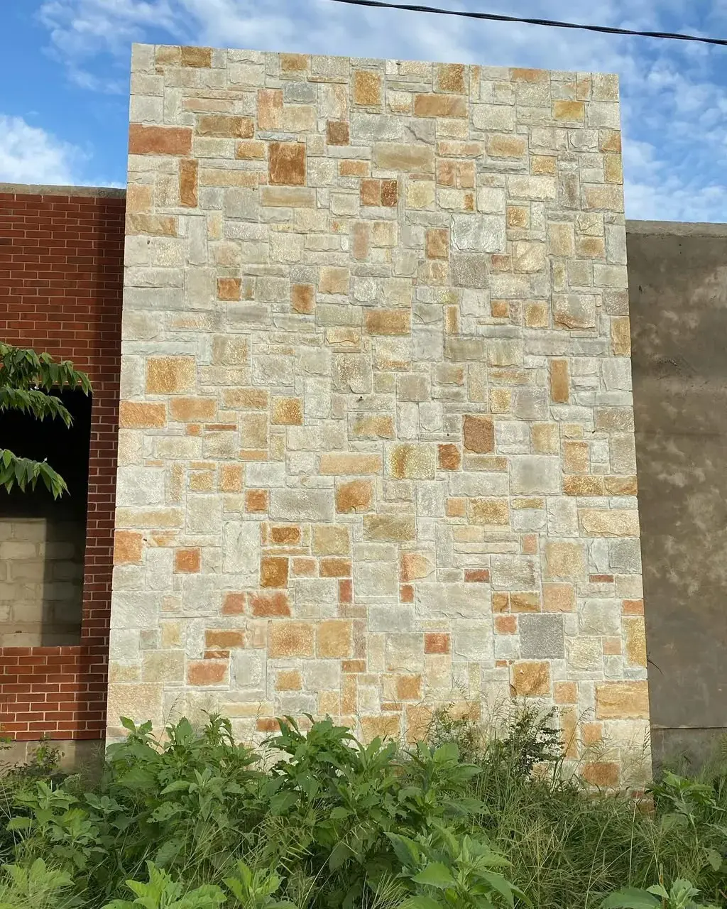 Facade wall clad in Babati stone